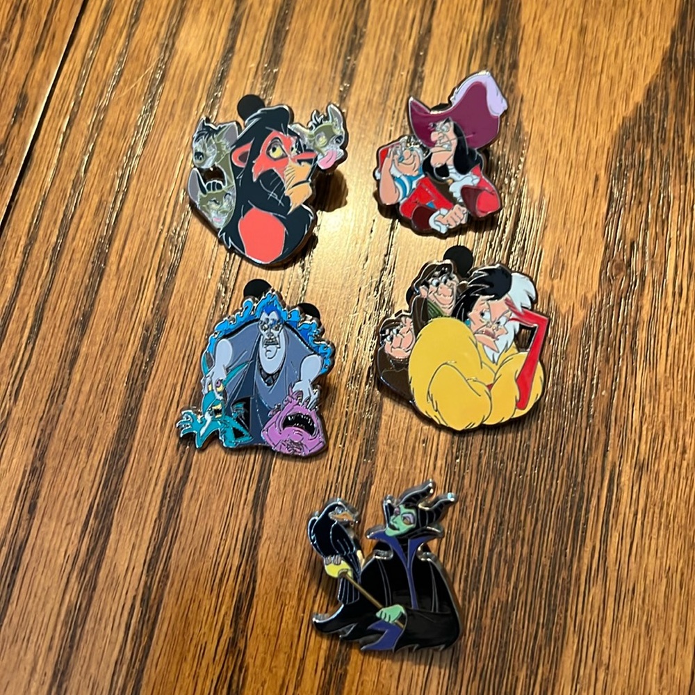 Disney Pin lot of 5 villains